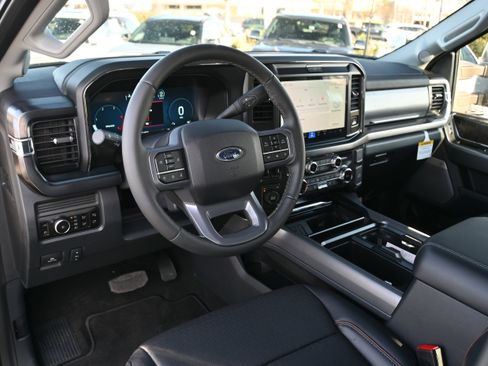Used 2026 Ford F450 Lariat image 3