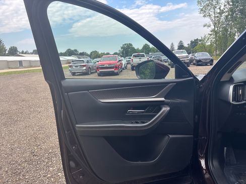 Used 2024 MAZDA CX-90 Plug-In Hybrid w/ Premium Pkg image 24