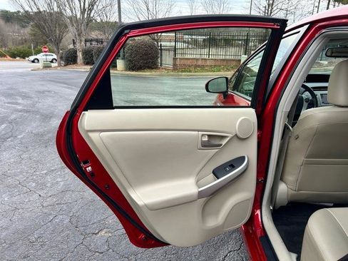 Used 2013 Toyota Prius Four w/ Deluxe Solar Roof Pkg image 28