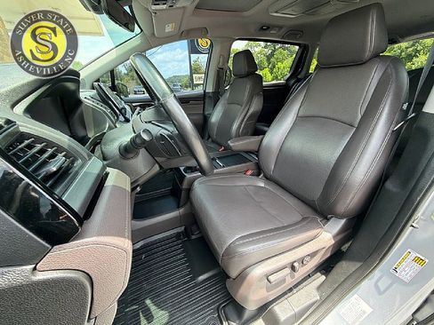 Used 2019 Honda Odyssey Elite image 12