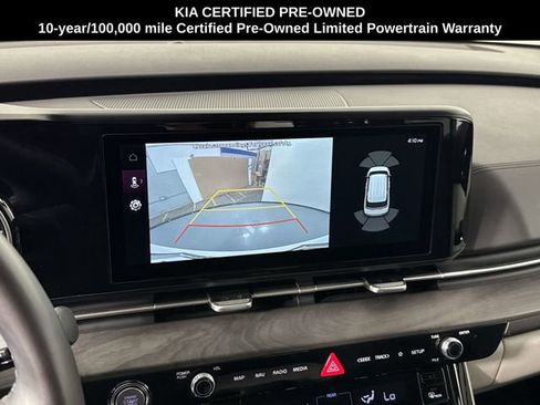 Certified 2024 Kia Carnival EX image 7