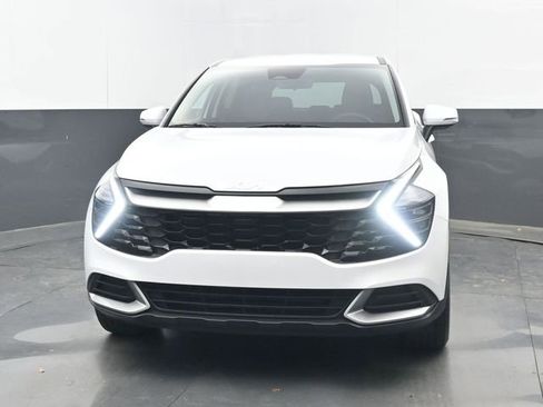 Used 2025 Kia Sportage EX image 19
