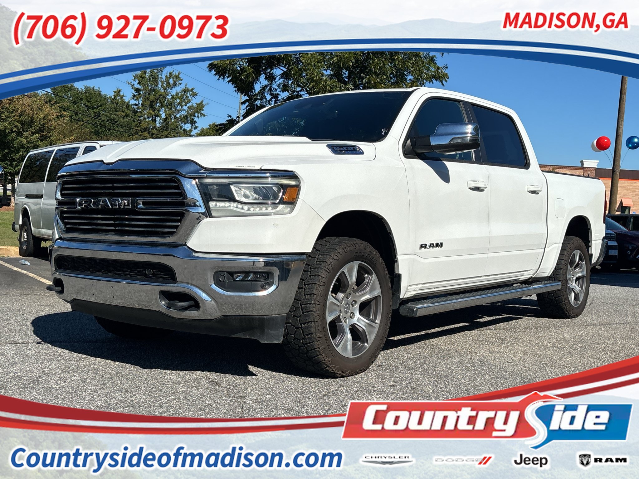Used 2023 RAM 1500 Laramie AWD/4WD image 1