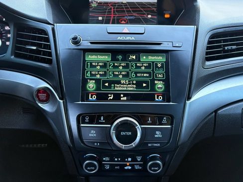 Used 2018 Acura ILX FWD image 16