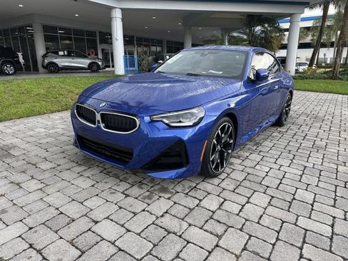 Used 2025 BMW 230i Coupe w/ M Sport Package RWD image 21