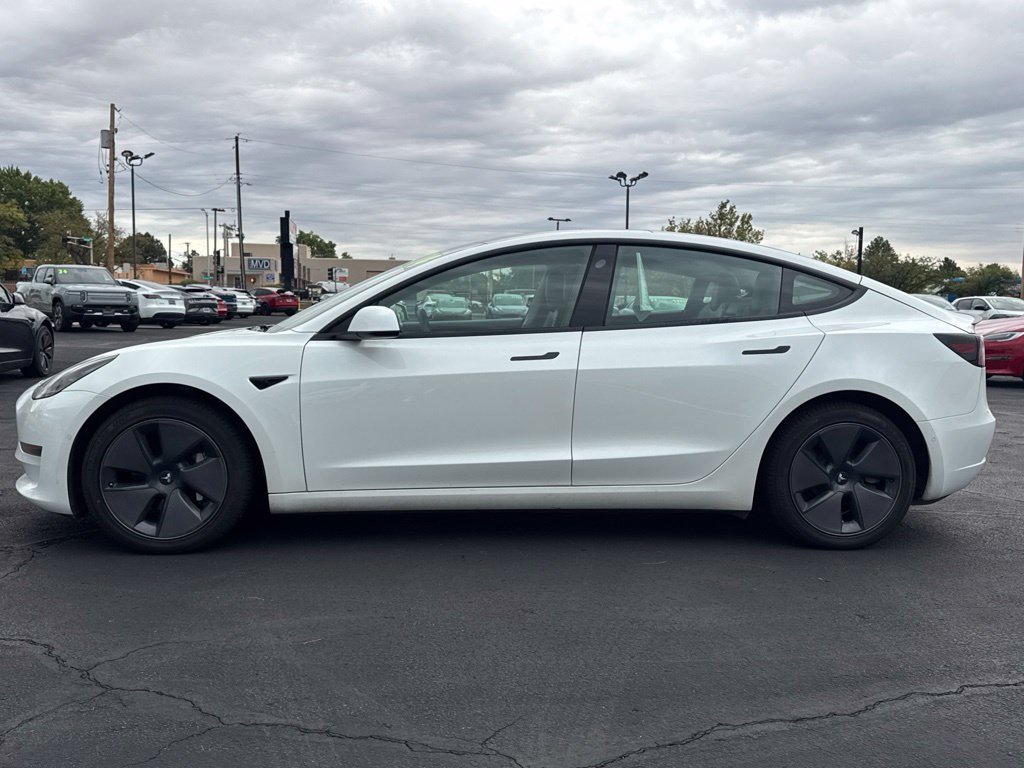 Used 2022 Tesla Model 3 Long Range AWD/4WD image 2