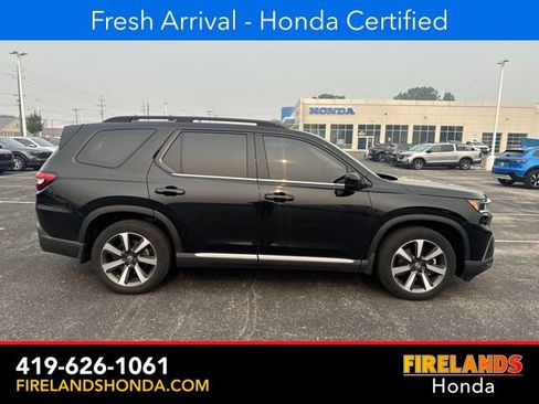 Used 2023 Honda Pilot Elite image 6
