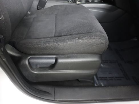 Used 2022 Honda Pilot Sport image 32