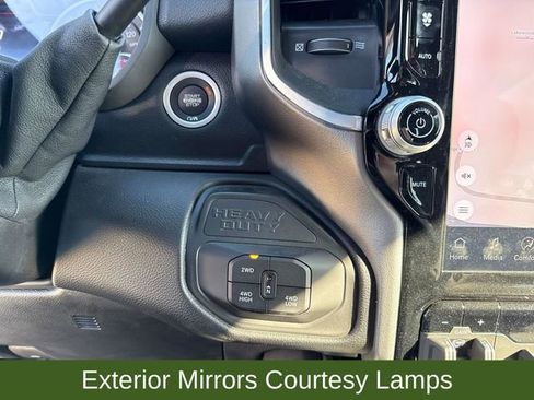 Used 2025 RAM 2500 Big Horn image 31