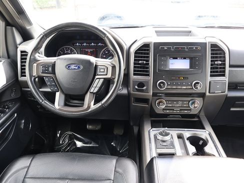 Used 2018 Ford Expedition XLT w/ Equipment Group 201A image 37