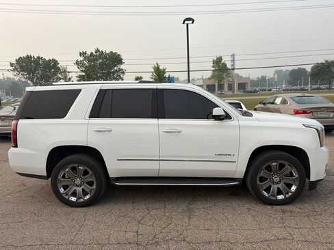 Used 2016 GMC Yukon Denali w/ Open Road Package AWD/4WD image 4