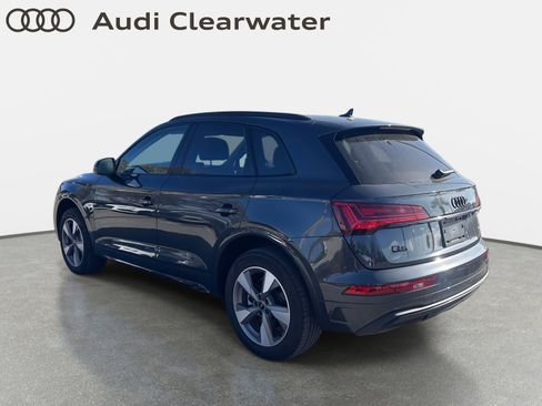 Used 2025 Audi Q5 2.0T Premium image 2