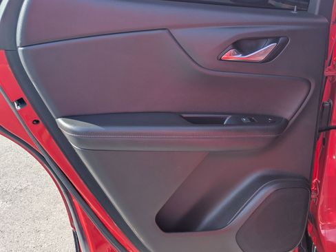 Used 2021 Chevrolet Blazer RS w/ Enhanced Convenience Package image 14