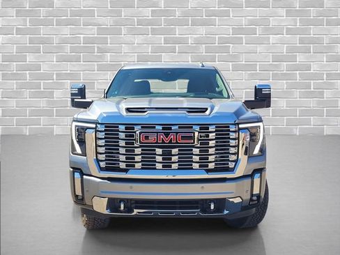 New 2026 GMC Sierra 2500 Denali w/ Denali Reserve Package AWD/4WD image 2