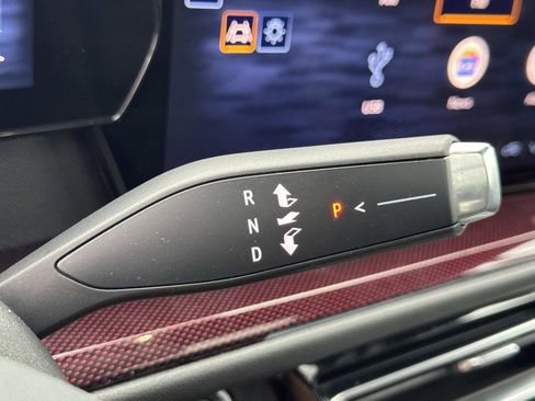 Used 2024 Chevrolet Traverse RS w/ LPO, Floor Liner Package image 16