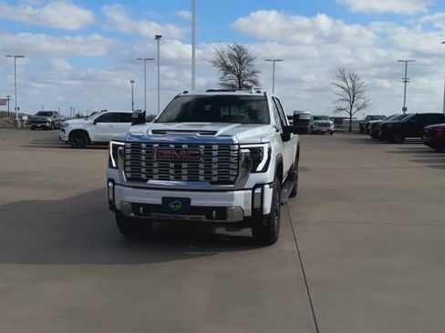 Used 2024 GMC Sierra 2500 Denali w/ Denali Reserve Package image 4