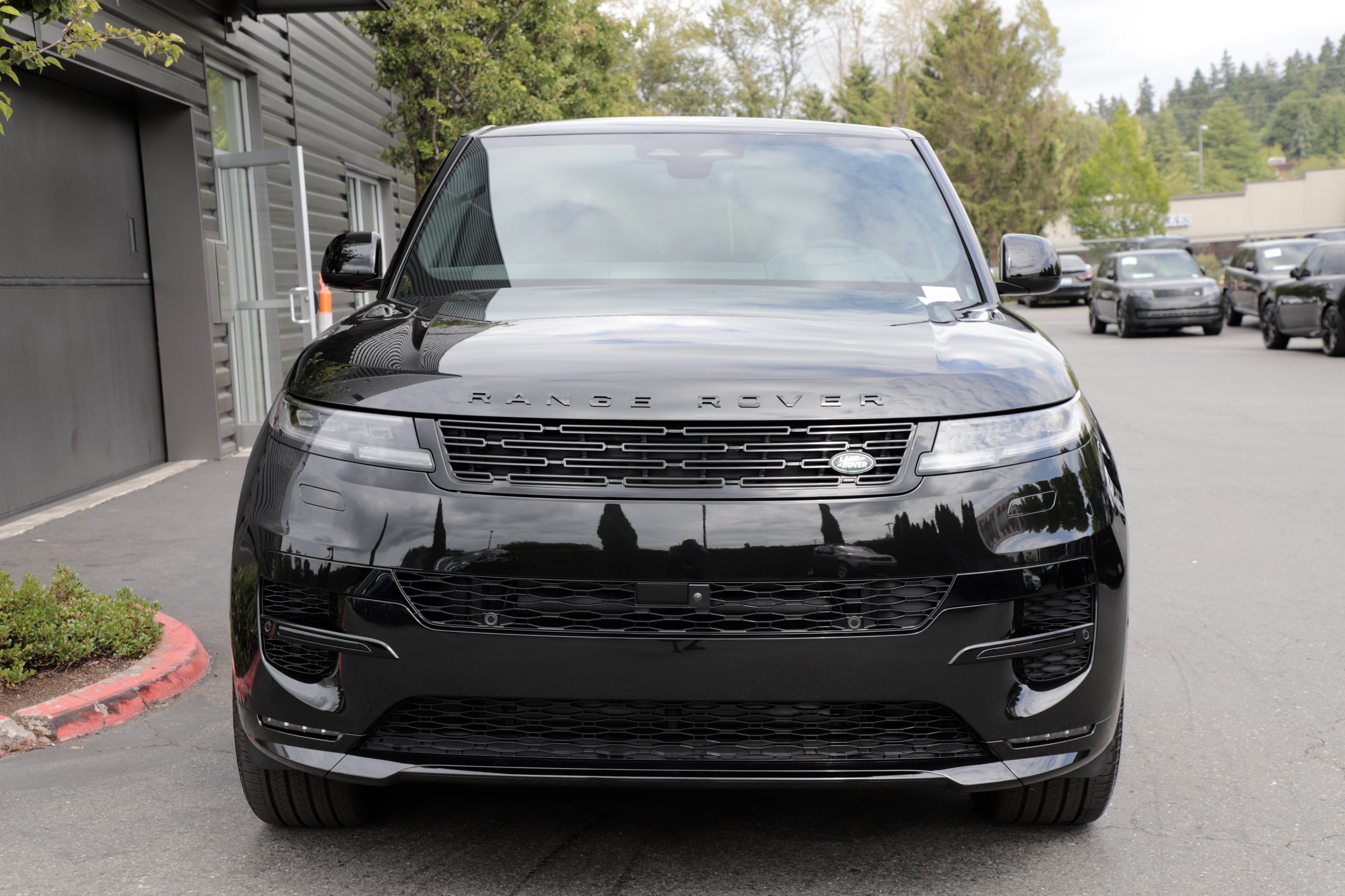 New 2026 Land Rover Range Rover Sport Autobiography AWD/4WD image 4