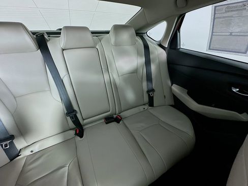 Used 2024 Honda Accord EX-L image 14