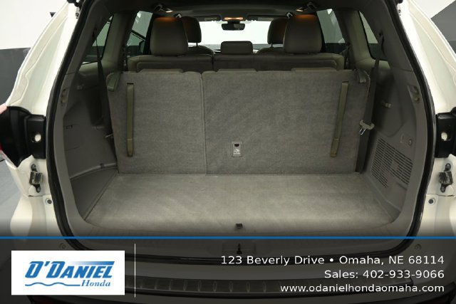 Used 2019 Toyota Highlander XLE w/ Protection Package #3 AWD/4WD image 39