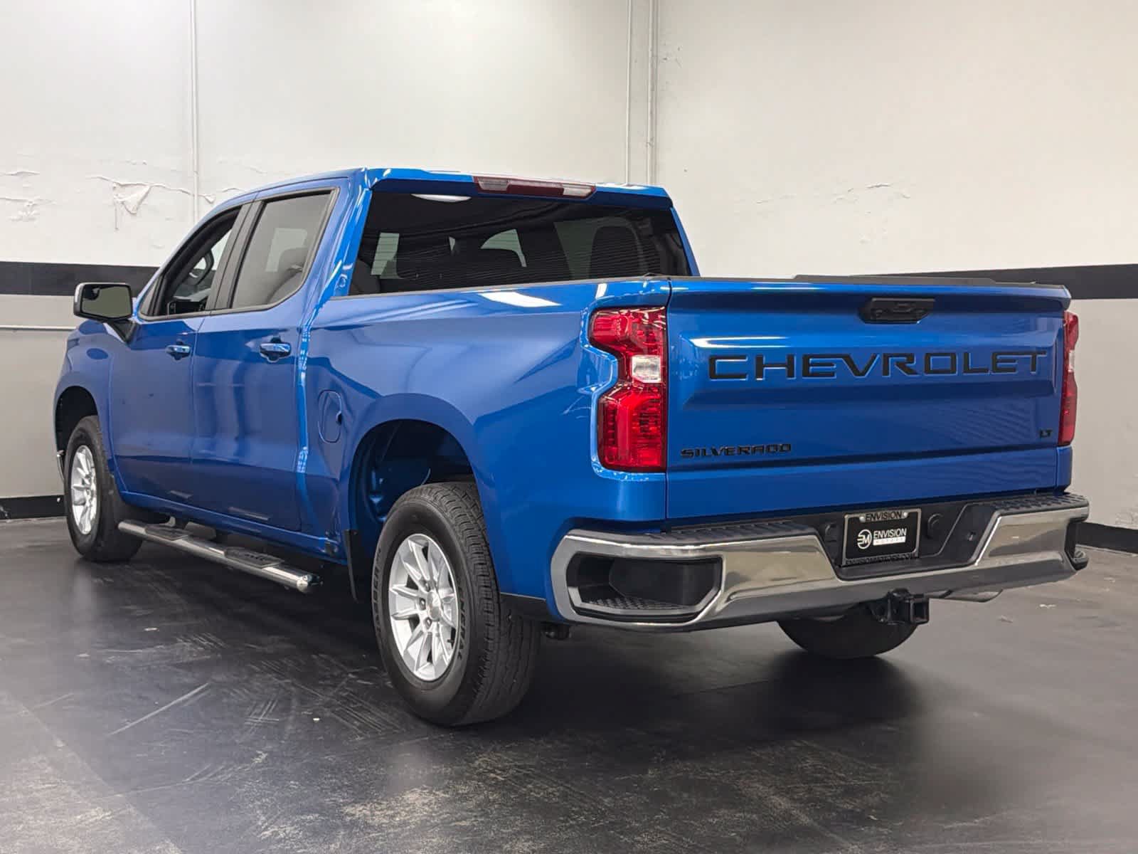 Used 2024 Chevrolet Silverado 1500 LT w/ LPO, Dark Essentials Package RWD image 9