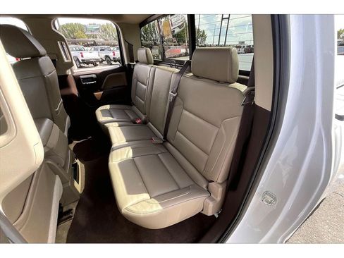 Used 2018 Chevrolet Silverado 1500 LTZ w/ LTZ Plus Package AWD/4WD image 27
