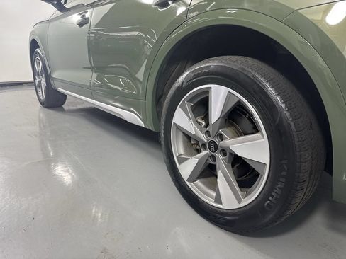 Used 2023 Audi Q5 2.0T Premium w/ Convenience Package AWD/4WD image 3
