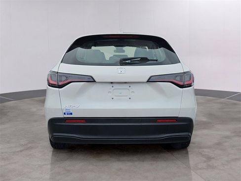 Certified 2023 Honda HR-V LX image 5