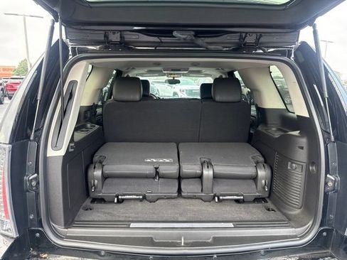 Used 2014 Cadillac Escalade Premium AWD/4WD image 8