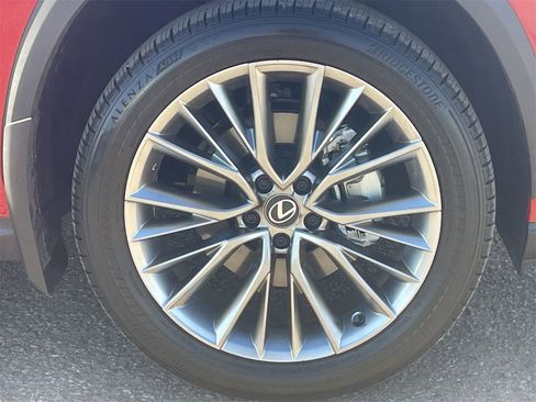 Used 2025 Lexus NX 300h AWD w/ Luxury Package image 9