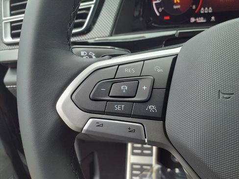 New 2026 Volkswagen Atlas Cross Sport SEL Premium R-Line image 19