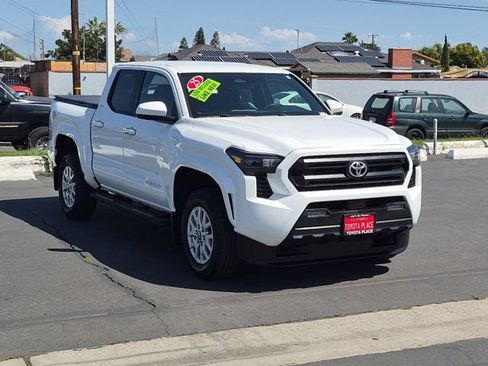 Used 2025 Toyota Tacoma SR5 RWD image 3