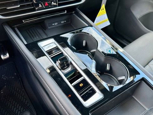 New 2025 Volkswagen Atlas Cross Sport SEL Premium R-Line image 25