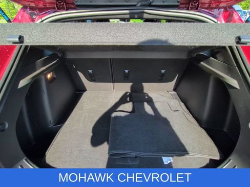 Used 2024 Chevrolet Trax RS w/ Driver Confidence Package FWD image 26