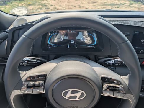 New 2025 Hyundai Elantra Sport image 8