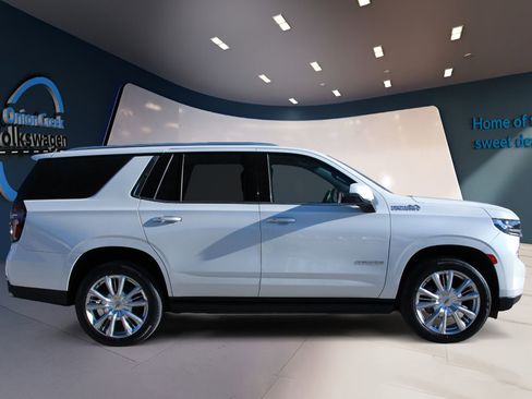 Used 2023 Chevrolet Tahoe High Country AWD/4WD image 4