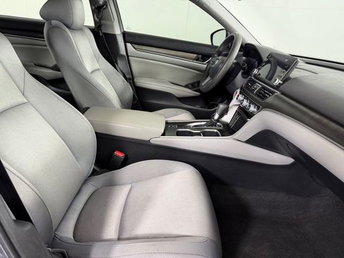 Used 2020 Honda Accord LX image 21