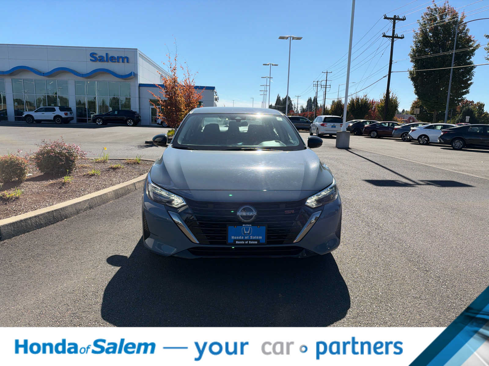 Used 2025 Nissan Sentra SR FWD image 6
