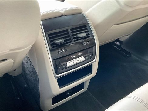Used 2023 BMW X5 xDrive45e w/ Executive Package AWD/4WD image 10