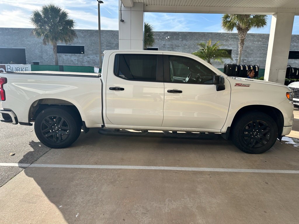 Used 2023 Chevrolet Silverado 1500 RST w/ Convenience Package II AWD/4WD image 10