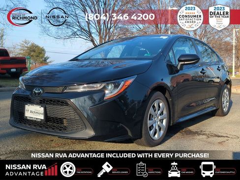 Used 2022 Toyota Corolla LE image 9