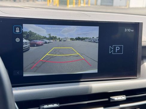 Used 2025 Hyundai Sonata SEL FWD image 11