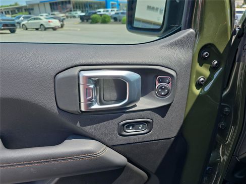 Used 2023 Jeep Wrangler Unlimited Rubicon 392 AWD/4WD image 19