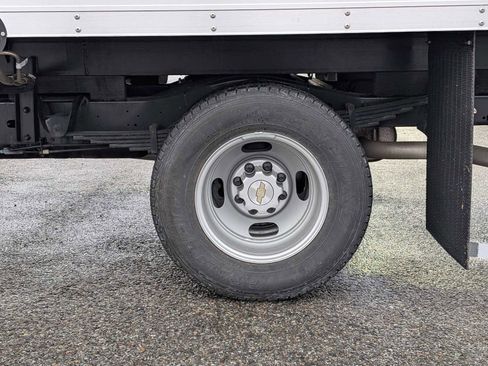 New 2024 Chevrolet Express 3500 w/ Power Convenience Package image 12