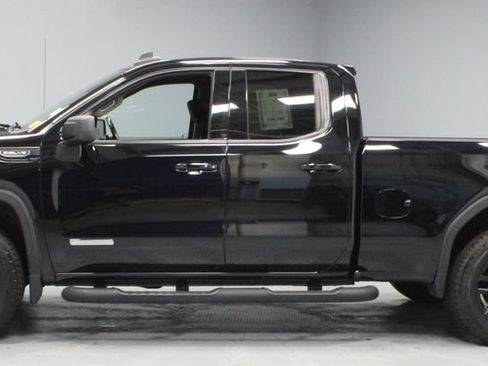 Used 2023 GMC Sierra 1500 Elevation AWD/4WD image 7