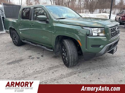 Used 2022 Nissan Frontier SV w/ Technology Package image 3