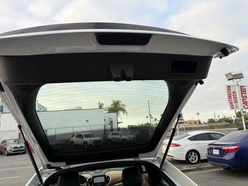 Used 2017 Chevrolet Volt Premier w/ Driver Confidence II Package FWD image 61