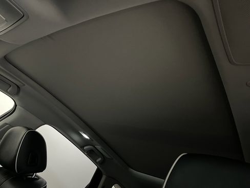 Certified 2024 Acura RDX SH-AWD w/ Advance Package image 9