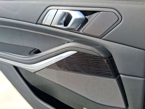 Certified 2024 BMW X5 xDrive40i w/ M Sport Package image 29