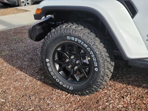 New 2026 Jeep Gladiator Willys image 6