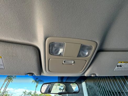 Used 2005 Toyota Camry LE FWD image 77